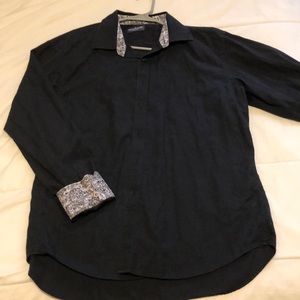 Men’s dress shirt button down